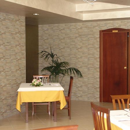 Albergo Villa Bianca San Giovanni Rotondo Bagian luar foto