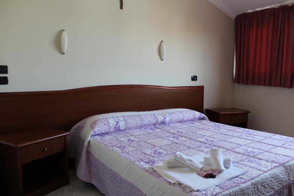 Albergo Villa Bianca San Giovanni Rotondo Bagian luar foto