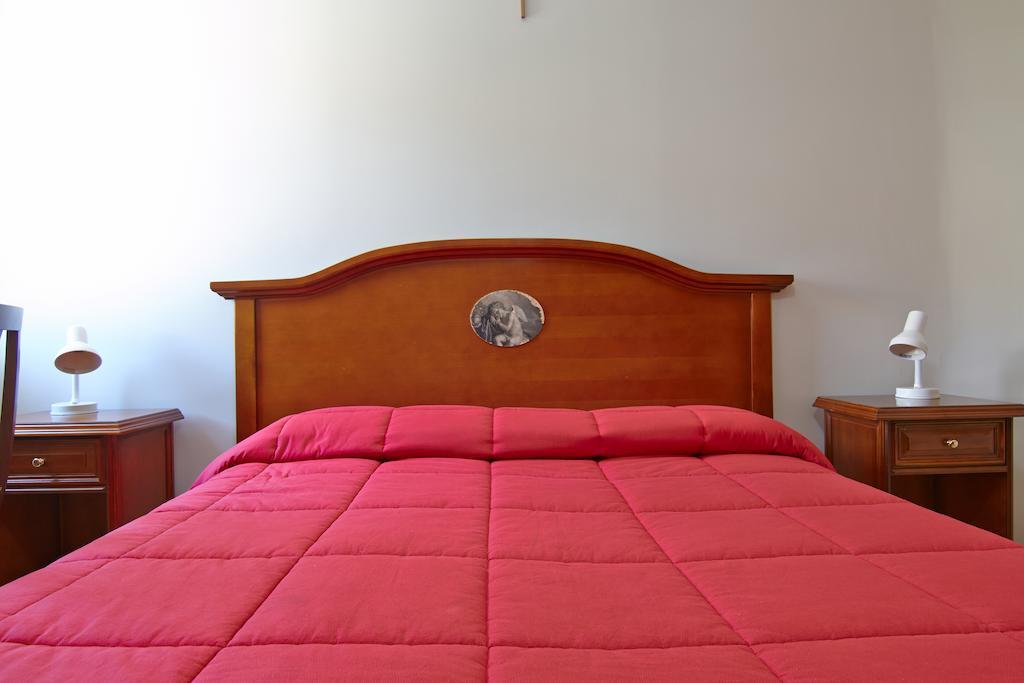 Albergo Villa Bianca San Giovanni Rotondo Ruang foto